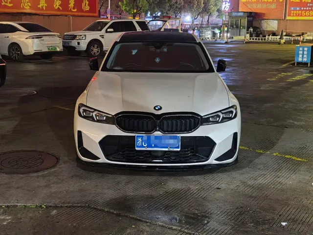 BMW 3 Series — Фото автомобиля 2