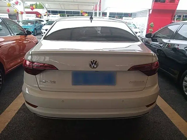 Volkswagen Sagitar — Фото автомобиля 5