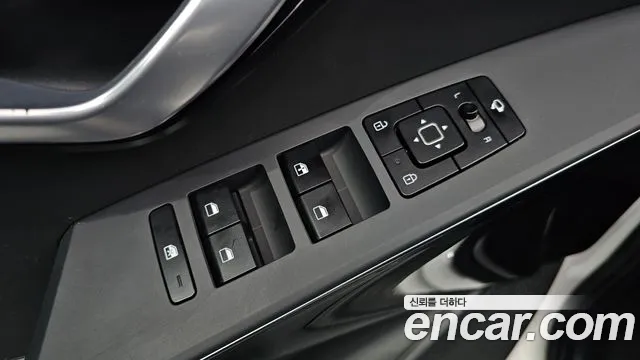 Kia Niro Niro (New) — Фото автомобиля 12