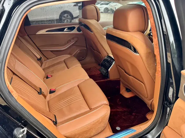 Hongqi H9 — Фото автомобиля 18