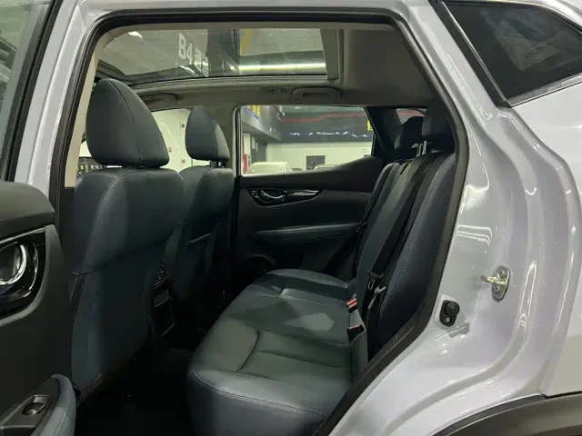 Nissan Qashqai — Фото автомобиля 10