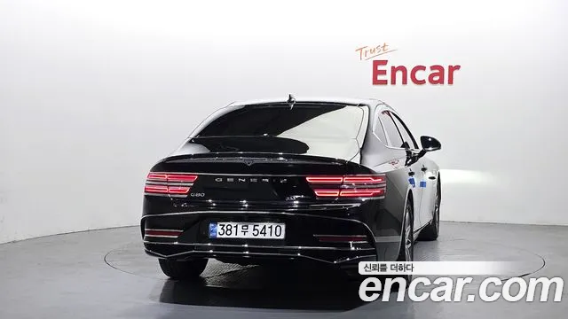 Genesis G80 Бензин 2.5 турбо AWD — Фото автомобиля 4