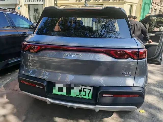 BYD Yuan UP — Фото автомобиля 3