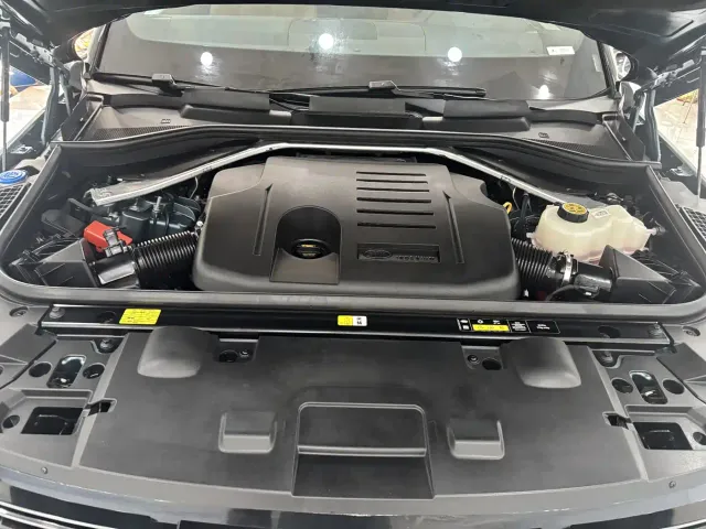 Land Rover Range Rover Sport — Фото автомобиля 30
