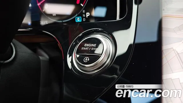 Mercedes-Benz E-Class — Фото автомобиля 26