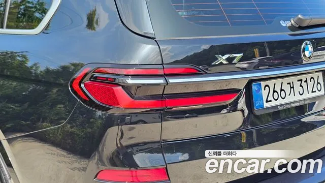 BMW X7 — Фото автомобиля 22