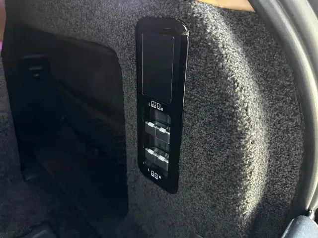Land Rover Range Rover — Фото автомобиля 20