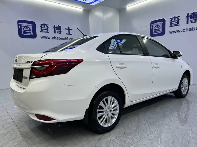 Toyota Vios — Фото автомобиля 14