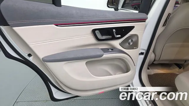 Mercedes-Benz EQS — Фото автомобиля 21