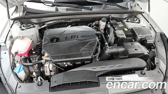 Kia K5 Новый K5 3 поколение 2.0 LPi(Для проката) — Фото автомобиля 5