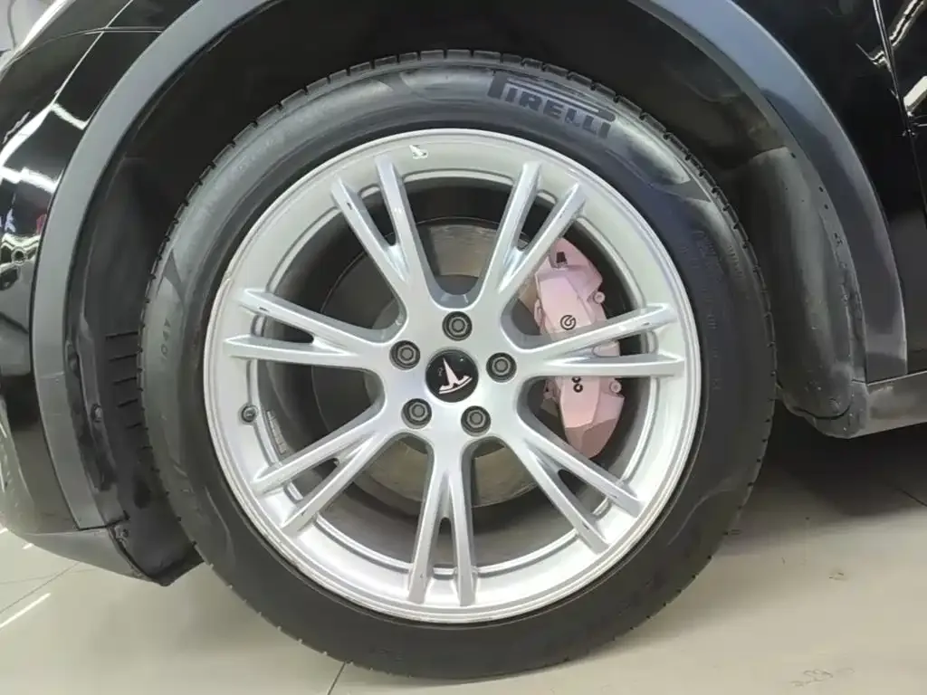 Tesla Model Y 2022 Facelift Rear-Wheel Drive Version — Фото автомобиля 22