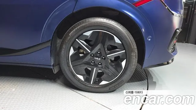 Kia EV6 New — Фото автомобиля 6