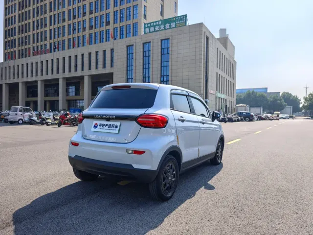 Leapmotor T03 — Фото автомобиля 5