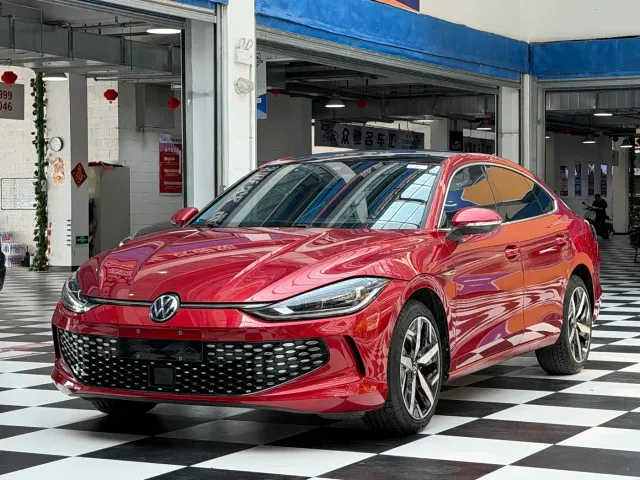 Фотография автомобиля — Volkswagen Lamando