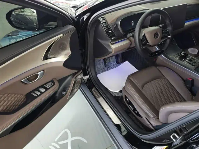 BYD Han — Фото автомобиля 15