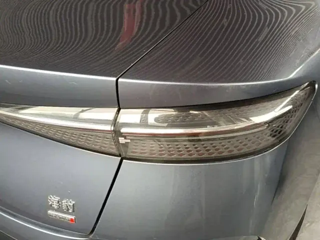 BYD Seal — Фото автомобиля 23