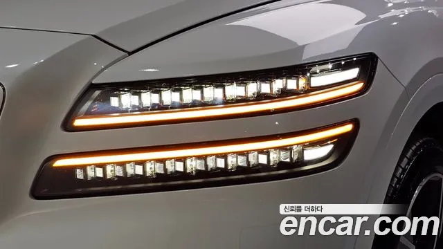 Genesis GV80 2.5T Бензин 2WD — Фото автомобиля 19