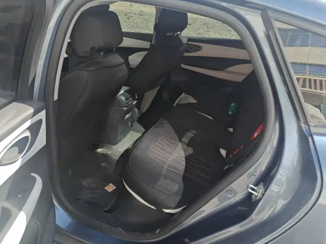 BYD Seal 05 DM-i — Фото автомобиля 11