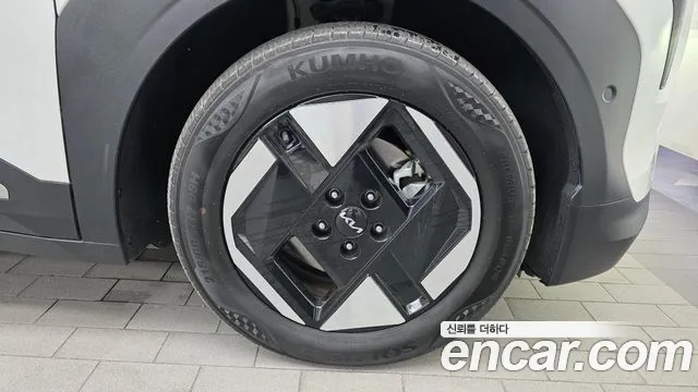 Kia EV3 — Фото автомобиля 6