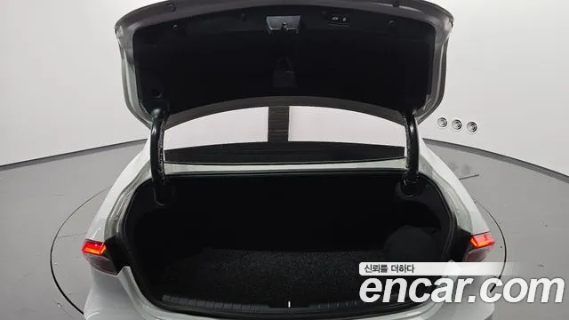 Hyundai Grandeur (New) Hybrid — Фото автомобиля 20