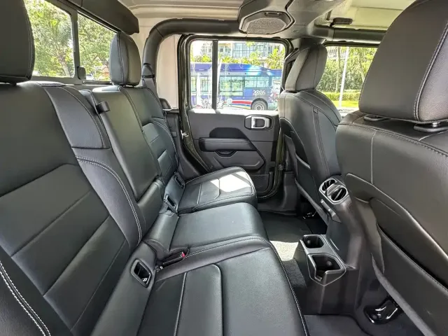 Jeep Gladiator — Фото автомобиля 20