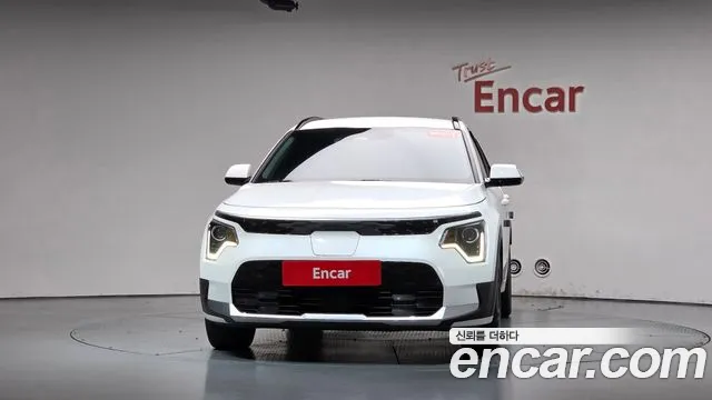 Kia Niro — Фото автомобиля 3
