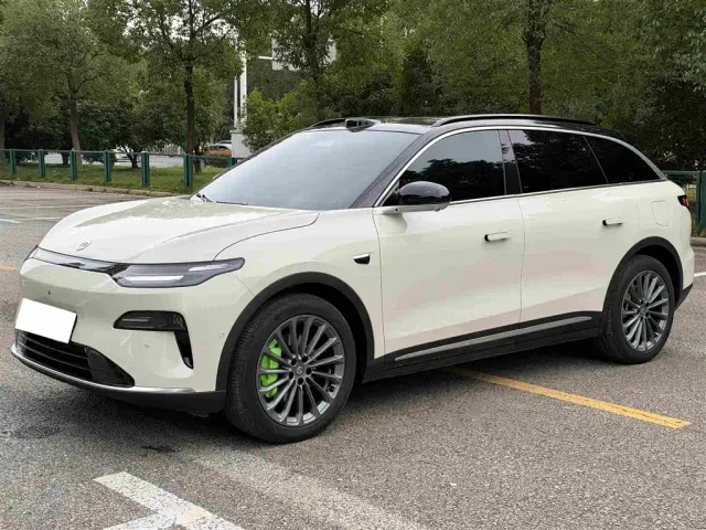 Leapmotor C11 — Фото автомобиля 10