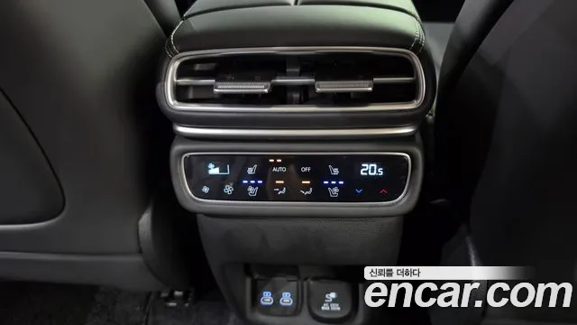 Genesis GV80 — Фото автомобиля 25