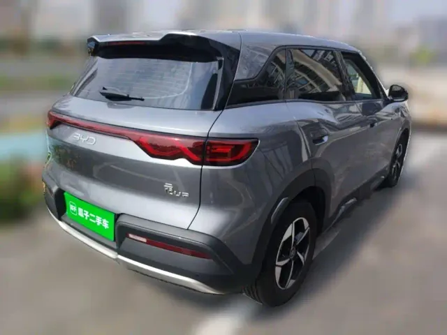 BYD Yuan UP — Фото автомобиля 4