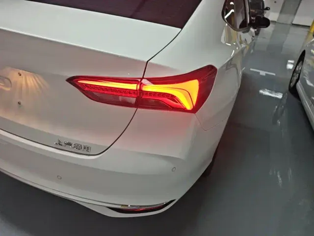 Buick Verano — Фото автомобиля 7