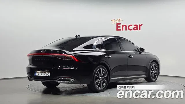 Hyundai Grandeur New — Фото автомобиля 2