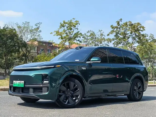 Фотография автомобиля — Li Auto L9