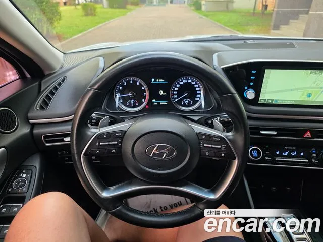 Hyundai Sonata — Фото автомобиля 13