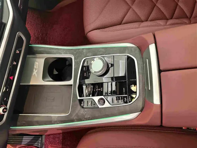 BMW X5 — Фото автомобиля 11
