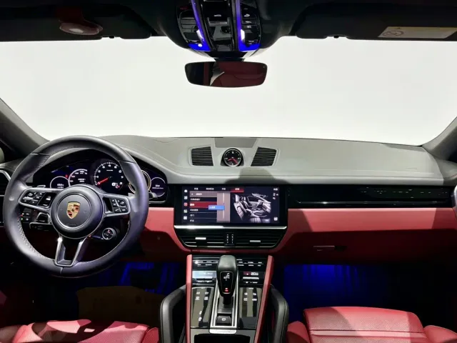 Porsche Cayenne — Фото автомобиля 13