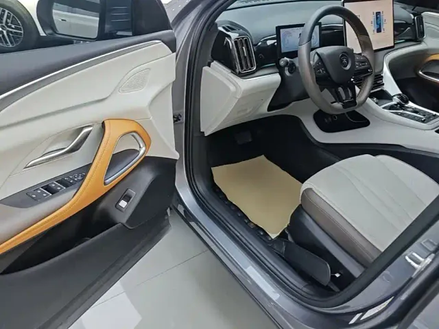 BYD Song Pro — Фото автомобиля 15
