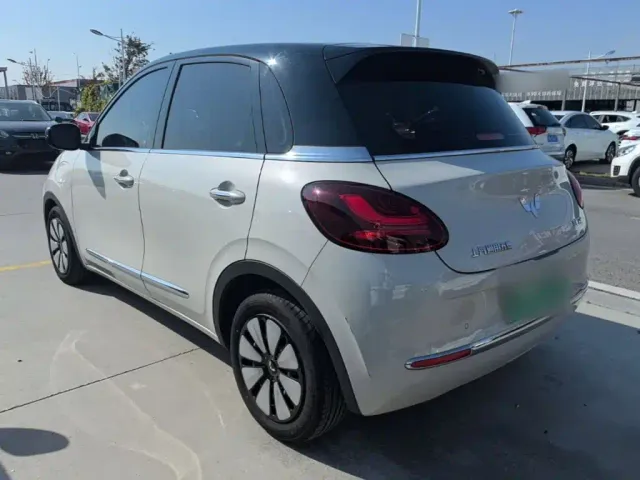 Wuling Bingo — Фото автомобиля 4