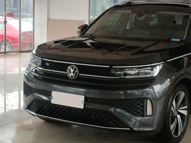Volkswagen Talagon — Фото автомобиля 7