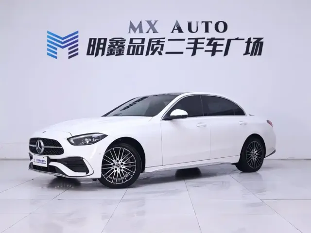 Mercedes-Benz C-Class — Фото автомобиля 2