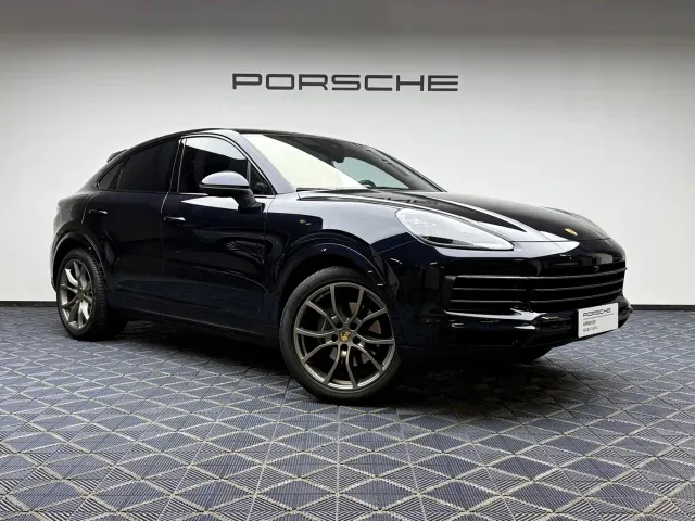 Porsche Cayenne — Фото автомобиля 10