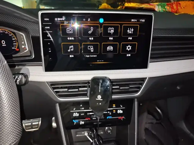 Volkswagen Tiguan L — Фото автомобиля 5