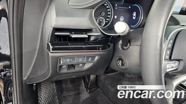 Genesis G80 Бензин 2.5 турбо AWD — Фото автомобиля 16