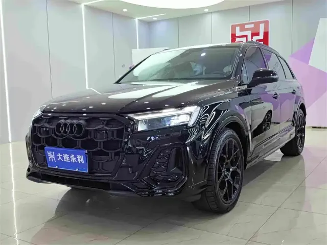 Фотография автомобиля — Audi Q7