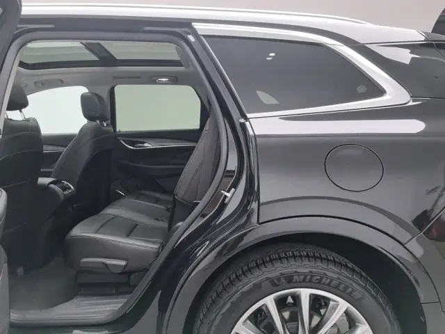 Buick Enclave — Фото автомобиля 15