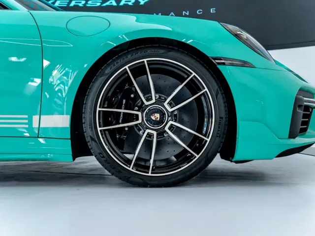 Porsche 911 — Фото автомобиля 22