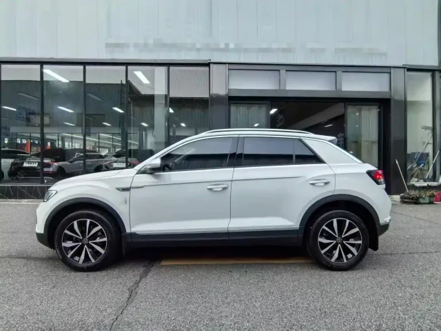 Volkswagen T-Roc — Фото автомобиля 7
