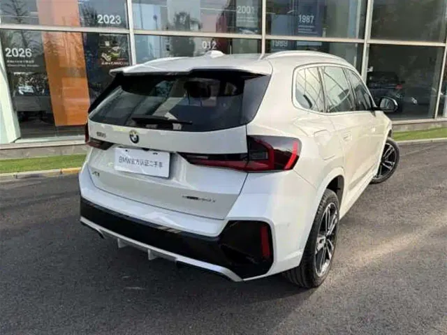 BMW X1 — Фото автомобиля 4