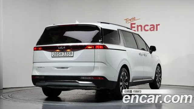 Kia Canival Carnival 4 поколение Бензин 7 мест Signature — Фото автомобиля 2