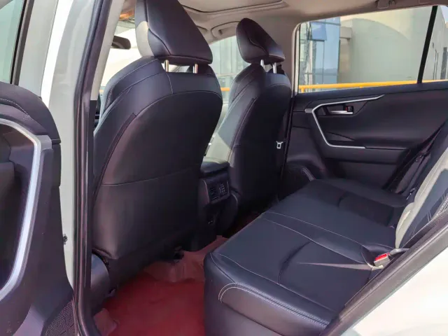 Toyota Wildlander — Фото автомобиля 5