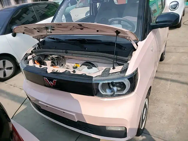 Wuling Hongguang Mini EV — Фото автомобиля 19